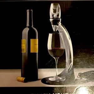 Vinturi Deluxe Red Wine Aerator Set - BNWT